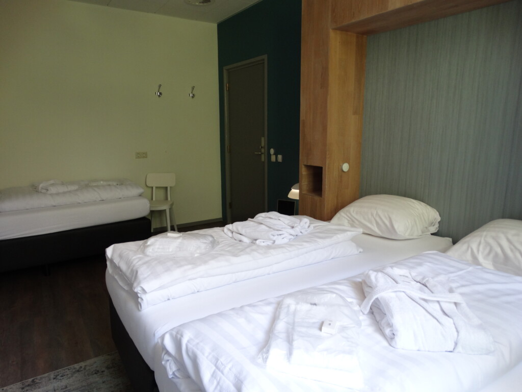 Bed & breakfast landgoed de grote beek eindhoven Afstand kledingkast bed